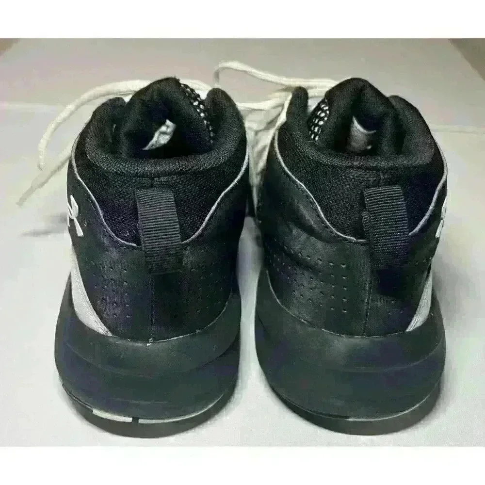 UNDER ARMOUR LOCKDOWN 5 - Youth Boy's Black White Basketball Shoes Sneakers-5.5Y